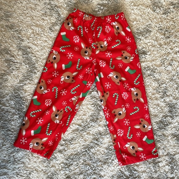 Rudolph the Red-Nosed Reindeer pajama set - Picture 3 of 3